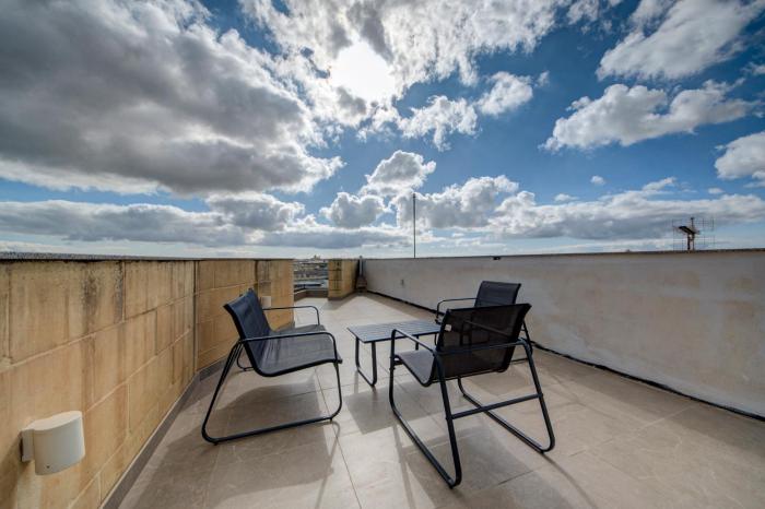 Tarxien 2BR Penthouse Near Ancient Temples