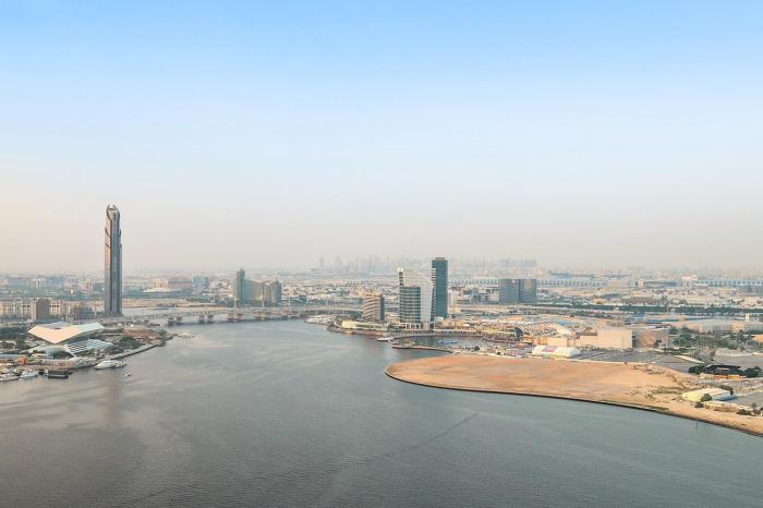 FIRST CLASS 3BR Creek View Elegance