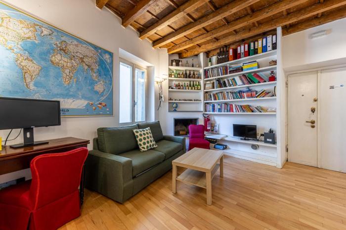 Navigli view cozy apartment