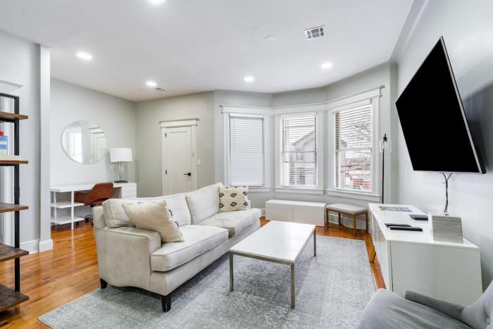 Gorgeous Apartment, Close to NYC, w free parking