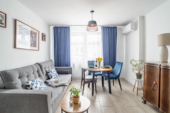 Stylish Top Floor Apartment with Balcony in Kraków