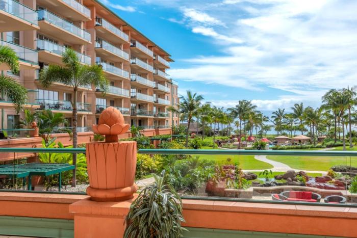 Honua Kai Huge Lanai 3 Free Cars KBM Resorts Huge Lanai 3-Multi-Unit Listings 5 Bedrooms HK ML-3867