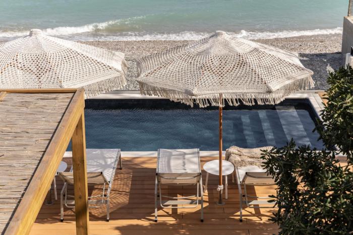 Cavo Dio 7 - Beachfront bliss - Cozy Apt Pool Sunset