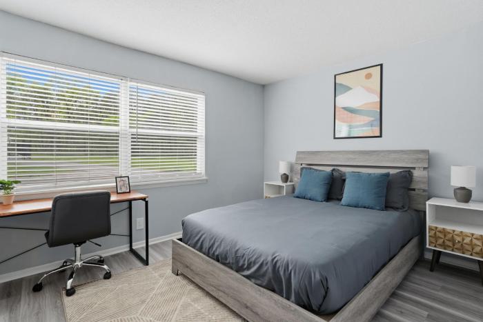 Convenient and Comfortable Living I Pool I Gym