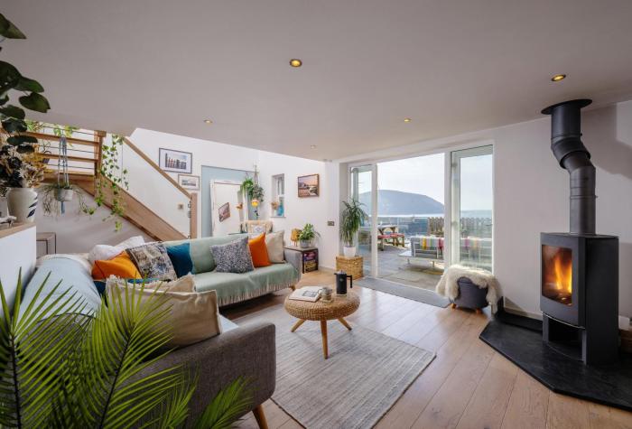 8 Harbour Terrace