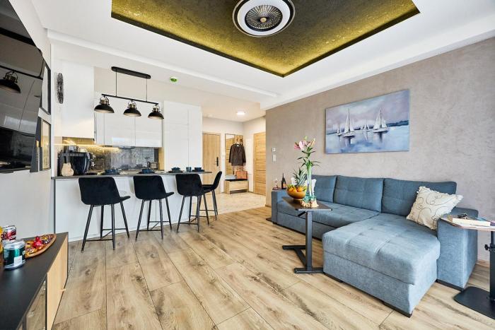 Golden Hour Apartments- Greeneri 33