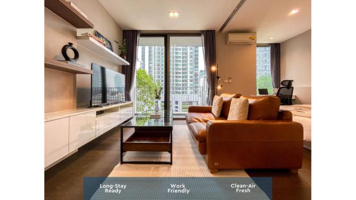 Near BTS l Fully furnish l Gym and Pool