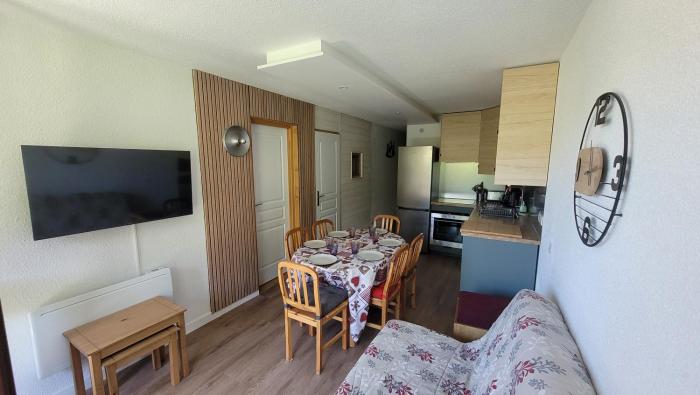 ARC 2000 pied des pistes,1 chambre et 2 coins montagne, ménage compris