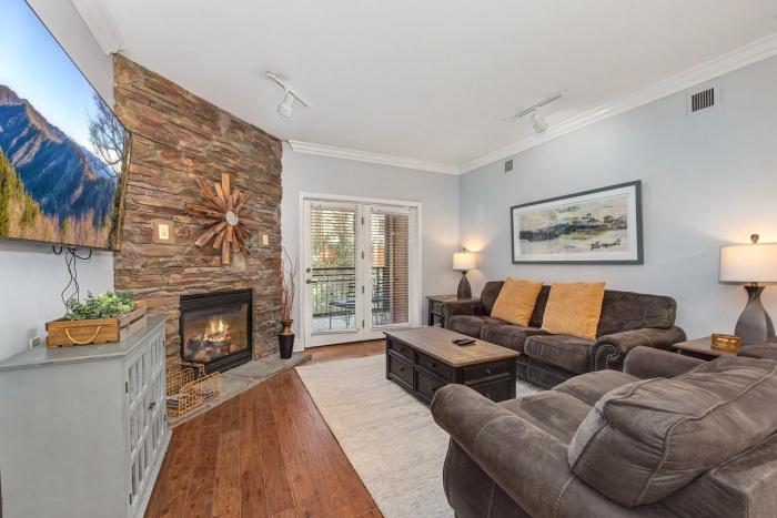 Baskins Creek 311 By Stony Brook Cabins