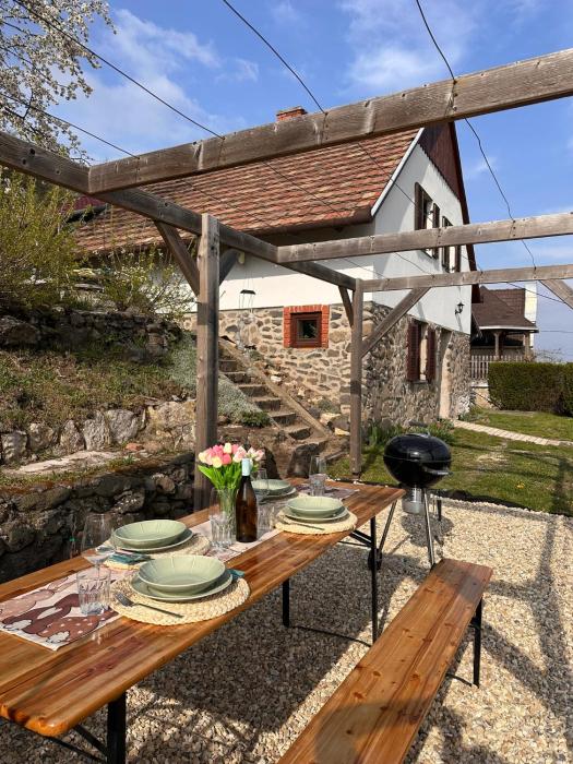 Fenn a Hegyen Vendégház Somló