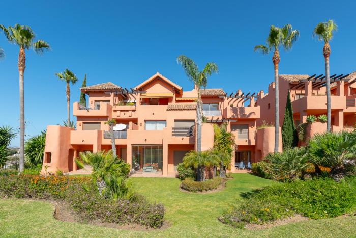 Sotoserena Garden Home