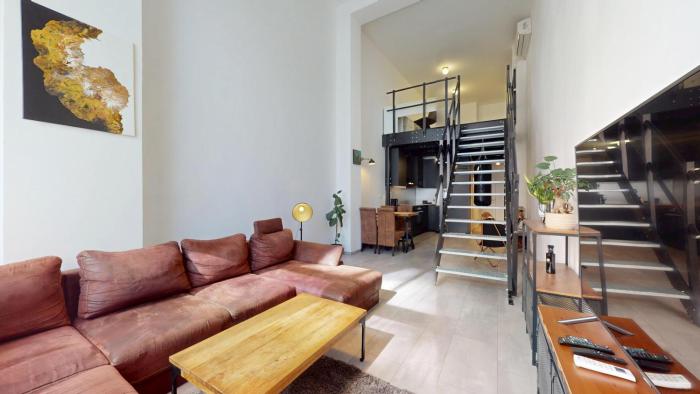 Industrial Loft Retreat w AC and Garage Parking