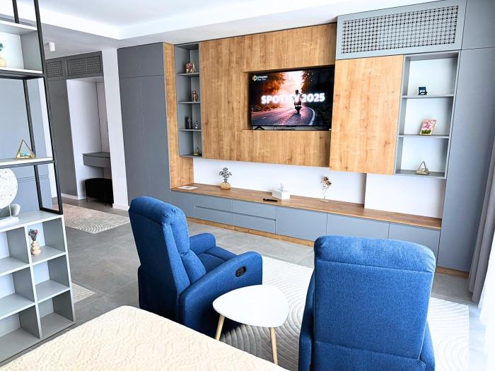 Axxis Blue Serenity - Beachfront Studio - Free Underground Parking