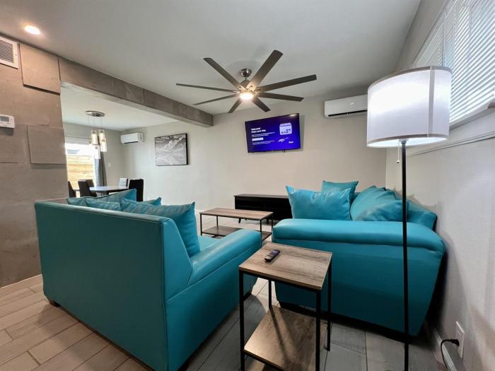 Miramar #4 - Gorgeous and Spacious 3BD2BA - WiFi