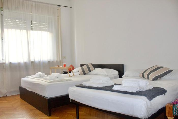 Iconic 3-BR Home Steps from Duomo