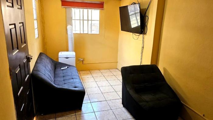 Cozy Apartment with Mountain View Great Location