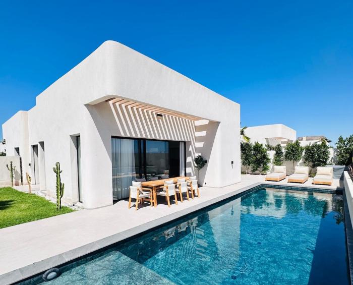 Stunning Mykonos-style villa in Marrakesh