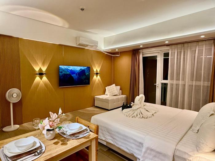 Venice Luxe Homey Studio , pool, sauna, Canal mall