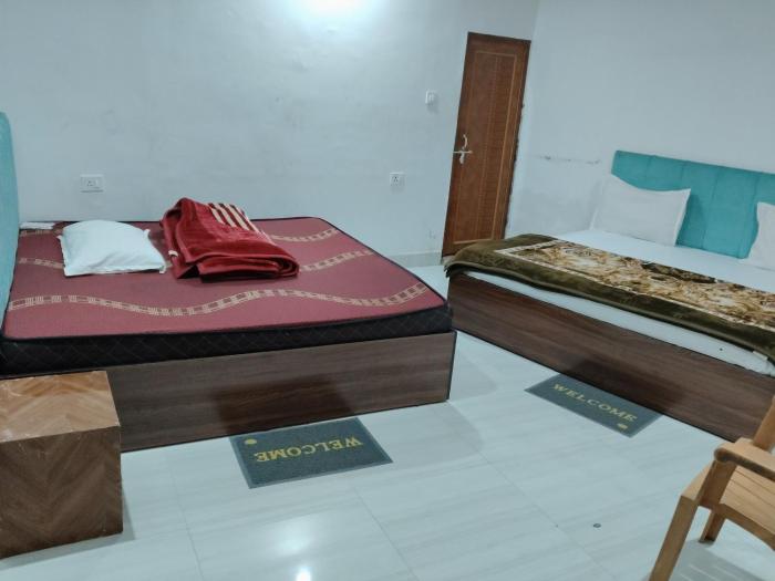 Ramesht Paying Guest house, Ganga View