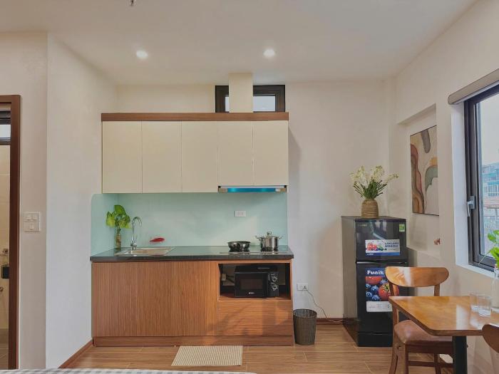 Serene Studio Modern Comfort in Local Alley