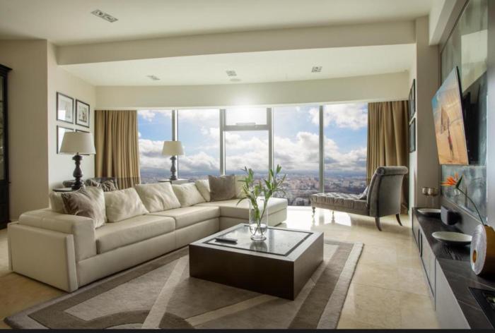 SKY TOWER PRESTIGE LUX 24 Jacuzzi & Sauna