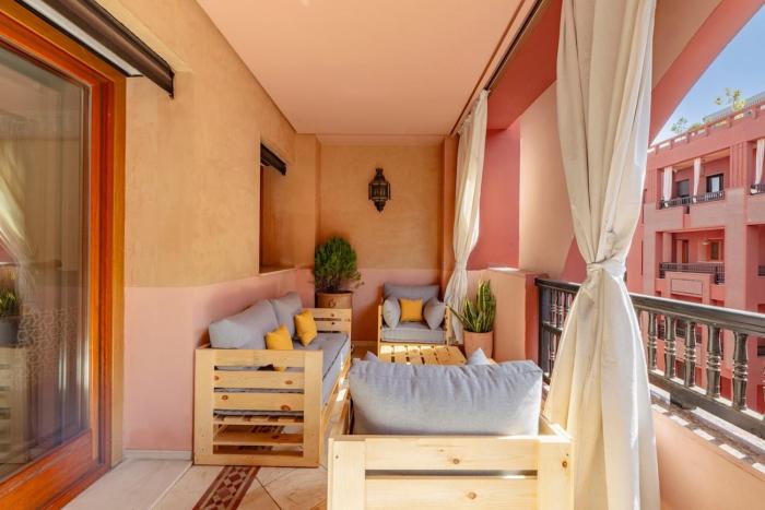 Plaza Marrakech in Gueliz, Calm and spacious
