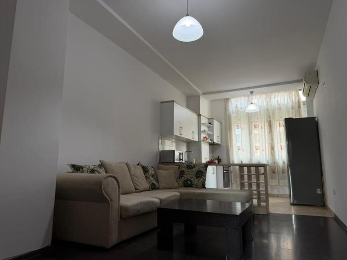 3 Bedroom Apartment in Blloku Center-24h Check-in
