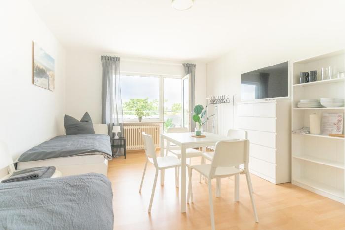 MR Living I modernes Apartment mit Einzelbetten, voll ausgestattete Küche, Balkon, WLAN, Parkplatz, ideal für Monteure I GI03 I GI02