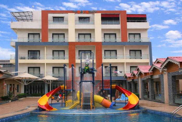 Rath Inns Beach Resort Mandarmani