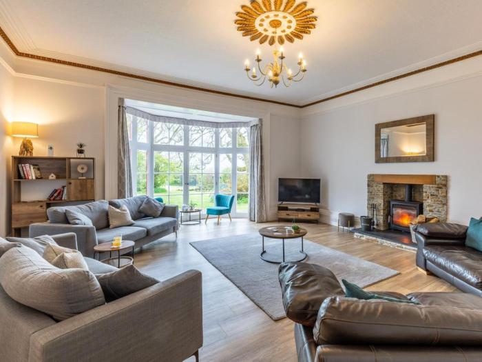 5 Bed in Holsworthy oc-77823