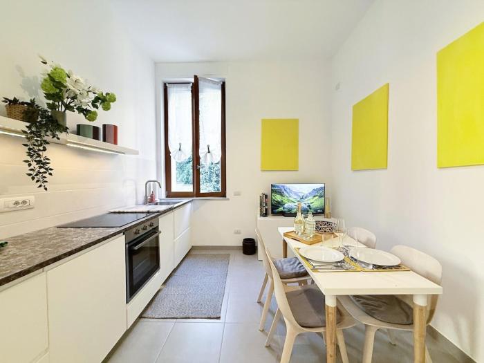 Elegant Designer Studio in the Heart of CityLife