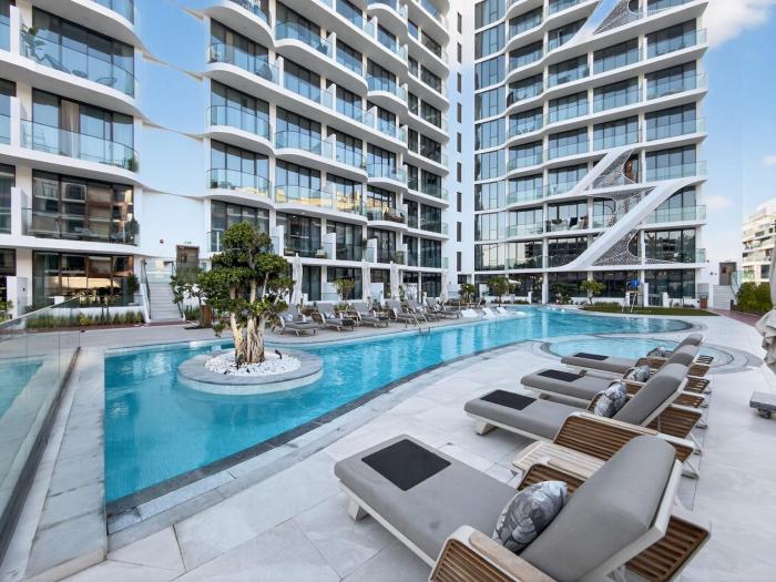 FIRST CLASS 1BR Vibrant City Hideaway