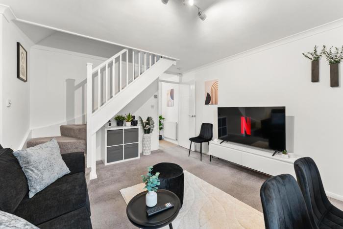 The Derby Escape - Garden -Sleeps 6