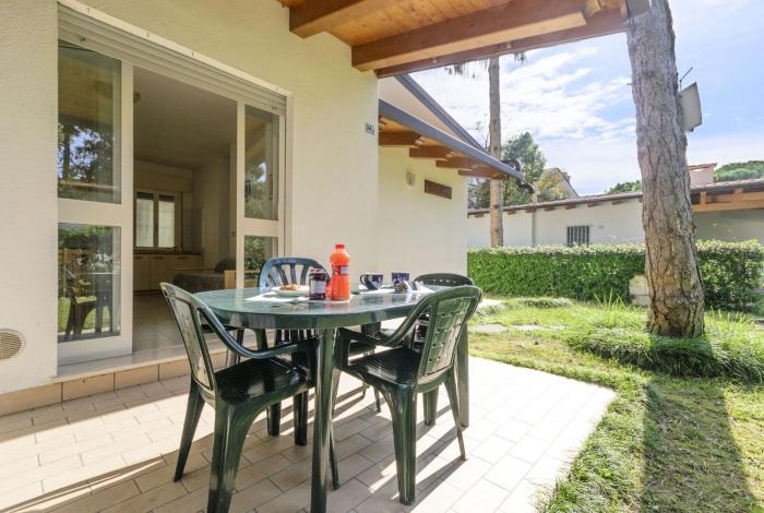 Charming semi-detached villa in Lignano