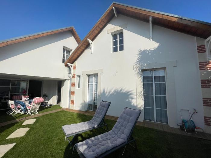 Maison Arcachonnaise 5 chambres 5 minutes de la plage