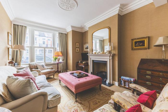 Fulham Family Home Near Thames Path
