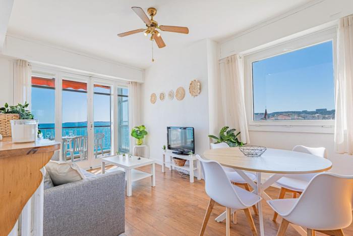 Stunning sea view - Beach promenade - Air conditioning