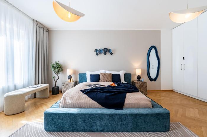 Prague Days - Spacious 3BDR Apartment with Workspace, AC in New Town