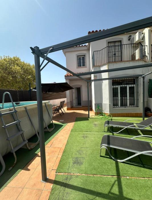 Chalet lujo piscina privada jerez