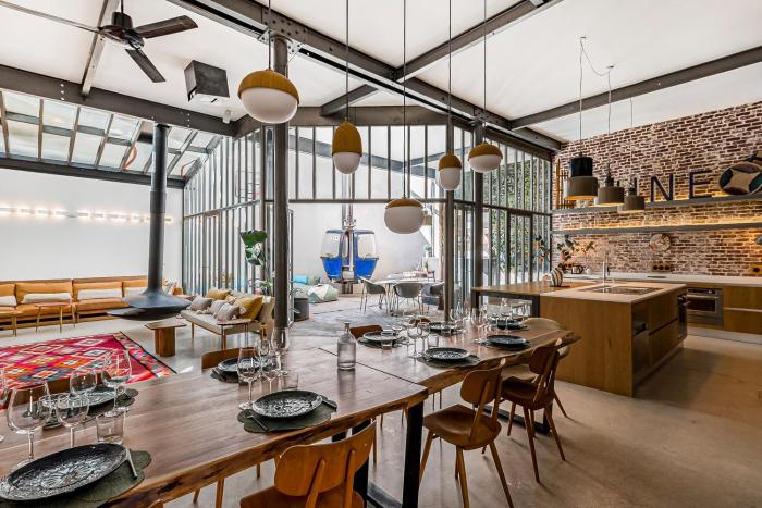 Le Télécabine Loft Premium 175m2 - Lyon Villeurbanne - Terrasse & Parking Privé - 4 Chambres 10 personnes