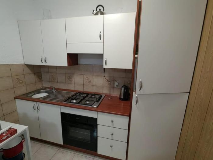 Sunny Vibe Apartments