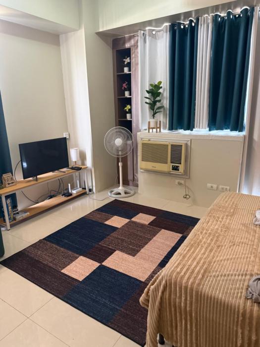 Corner unit at One Palm Tree Villas