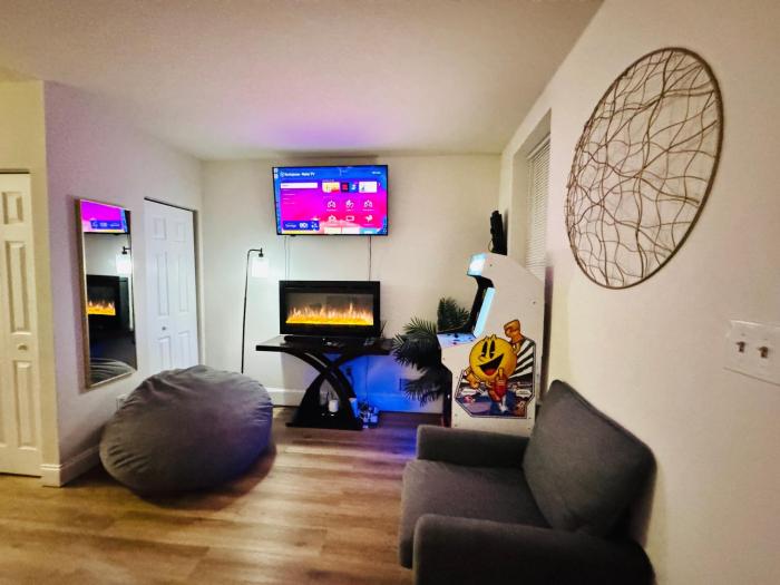 Downtown Home - Close to Topgolf, Ravens Stadium, Orioles Park, UM Baltimore