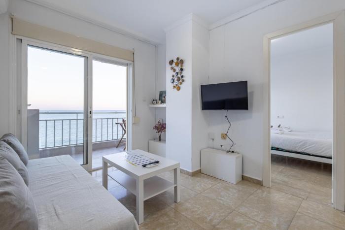 AA Guest - Sky Center BeachFront Sea Views Eco Apartment