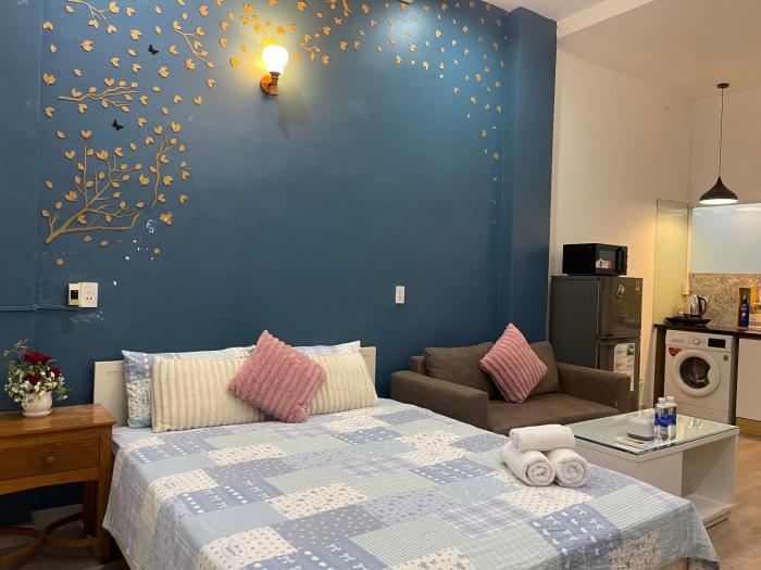 Pineapple House - Saigon Ben Thanh