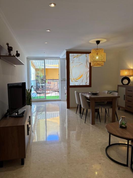Casa tranquila con Patio en Sedaví al lado de Valencia - Ideal parejas y familias
