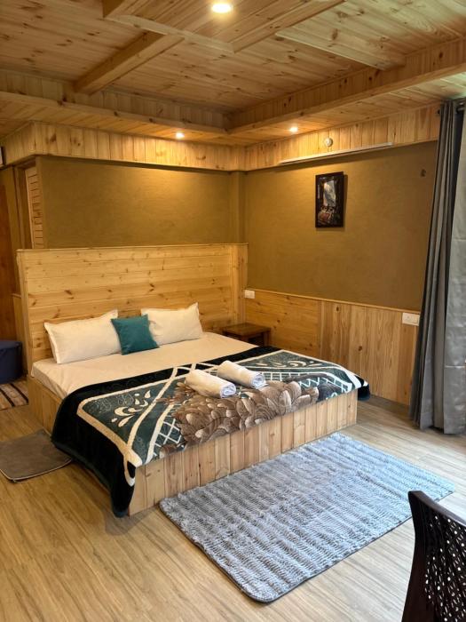 The Nomads Haven 4 Rooms Cottage in Old Manali