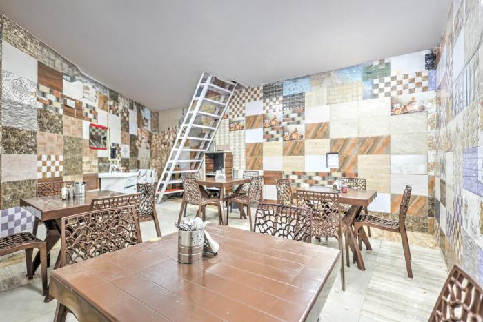 SPOT ON Royal King Guest House