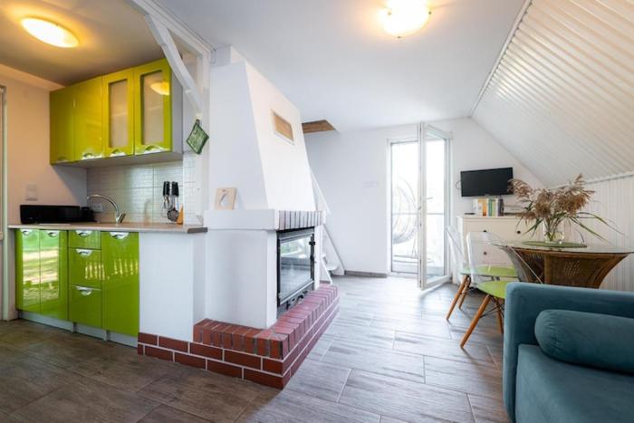 Holiday Home by Lake Kl pnicko with Pier