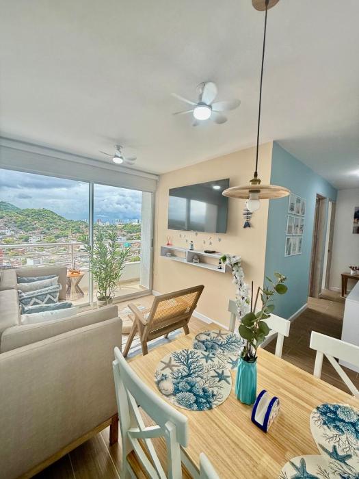 Modern Cozy Apt near Marbella Beach & Old City Cartagena